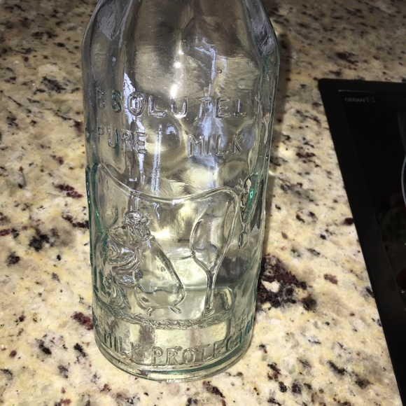 Glass milk jar with cow - Picture 2 of 3